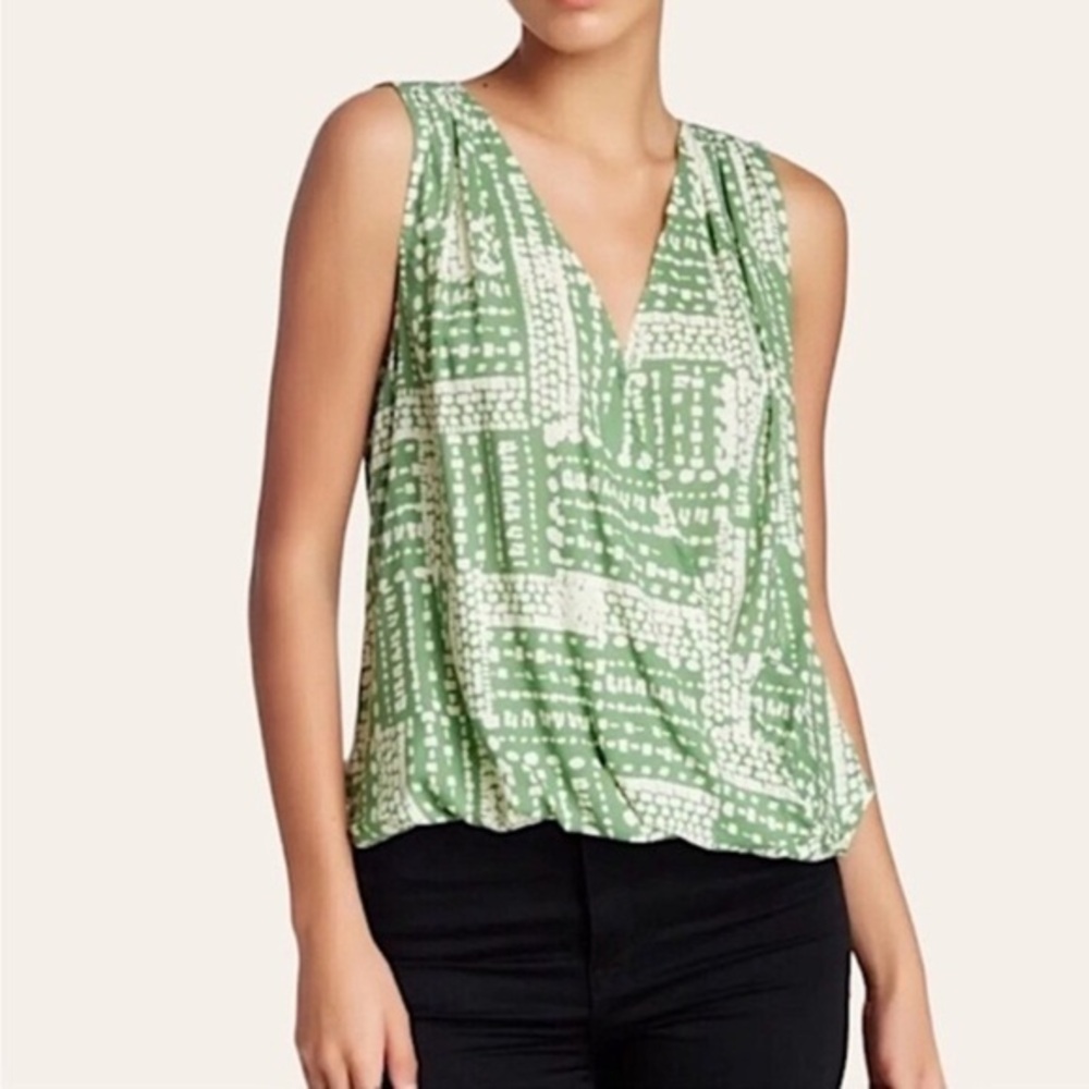 Anthropologie Velvet by Graham & Spencer “Zita” Sleeveless Blouse NWT Si…